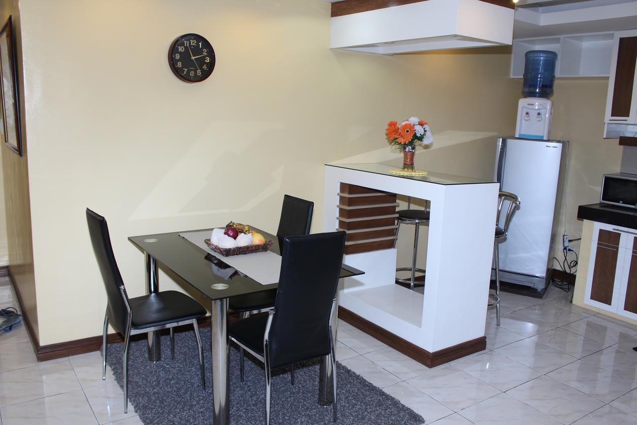 Manila Bay Serviced Apartments Buitenkant foto