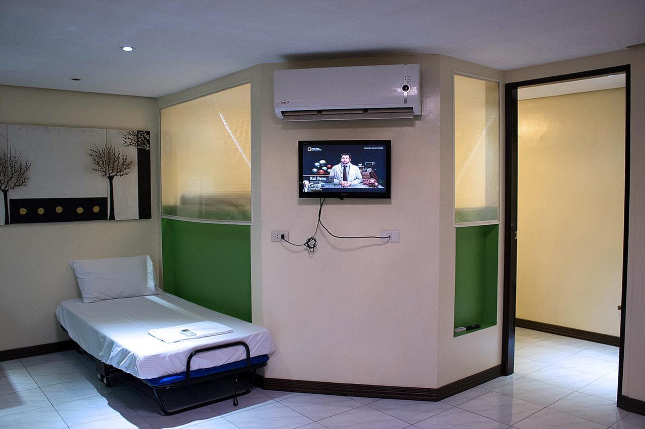 Manila Bay Serviced Apartments Buitenkant foto