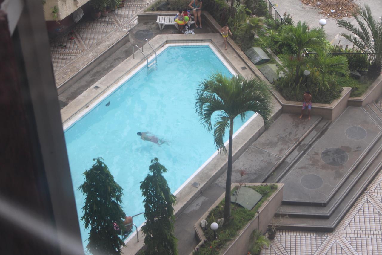 Manila Bay Serviced Apartments Buitenkant foto
