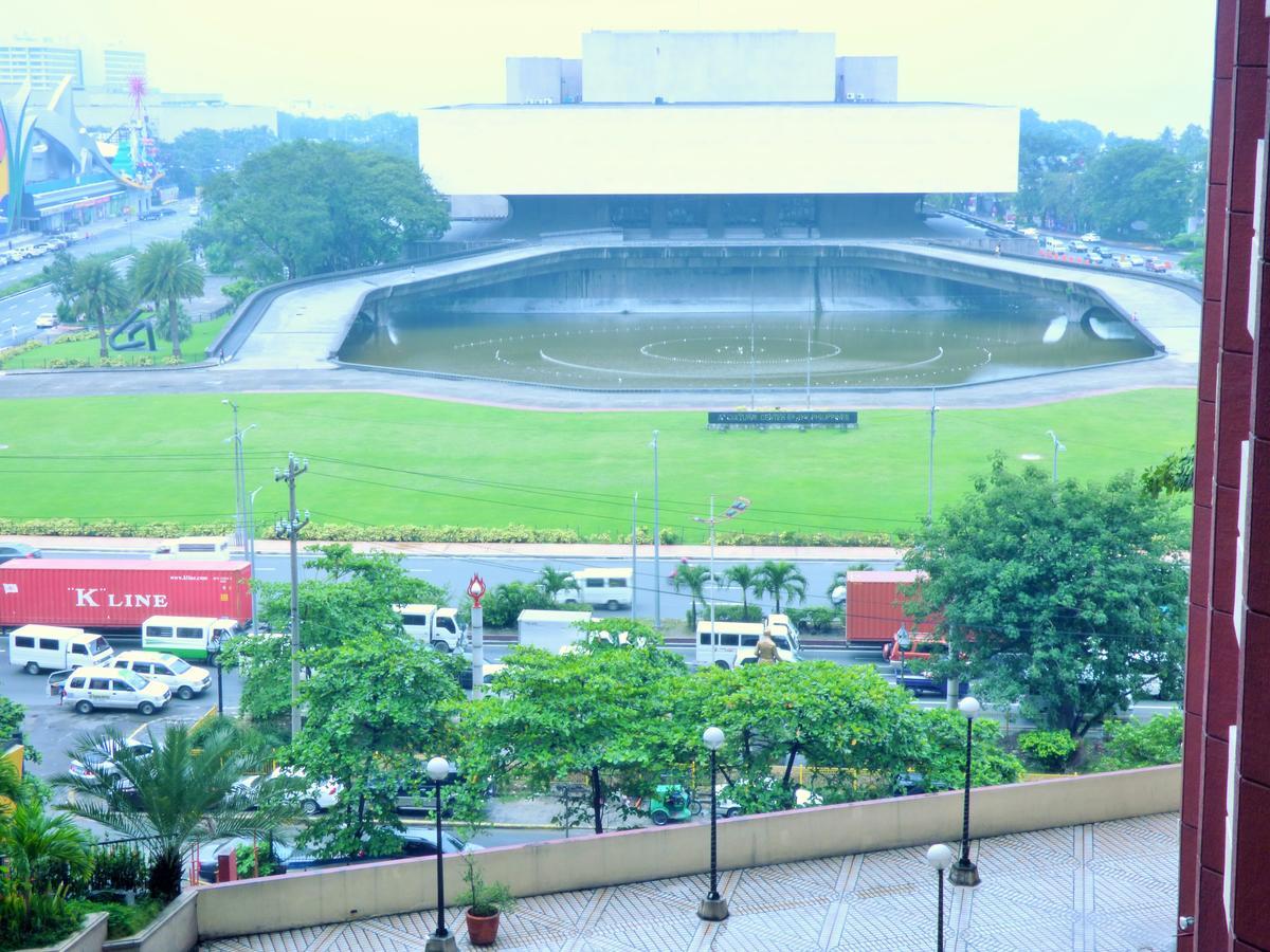 Manila Bay Serviced Apartments Buitenkant foto