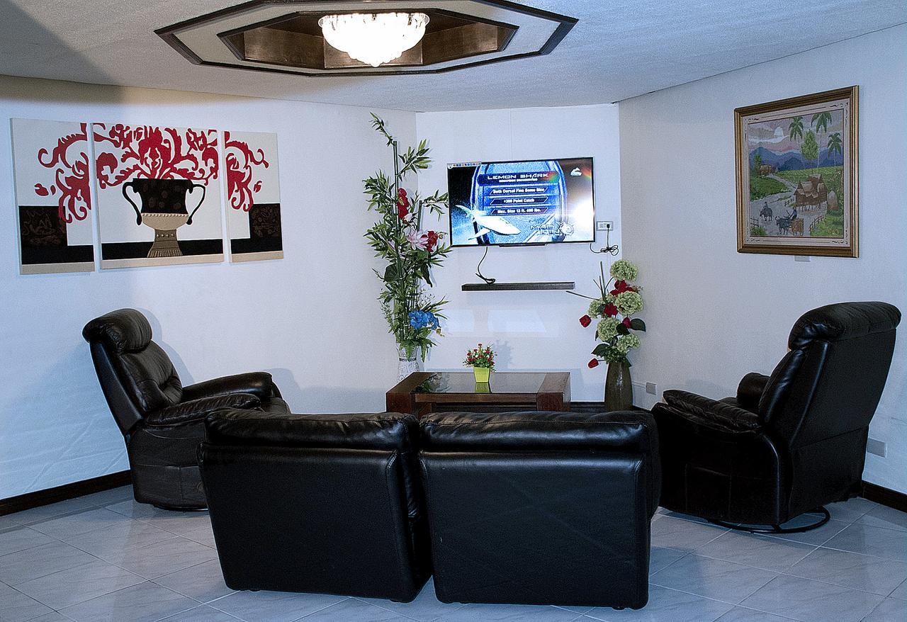 Manila Bay Serviced Apartments Buitenkant foto