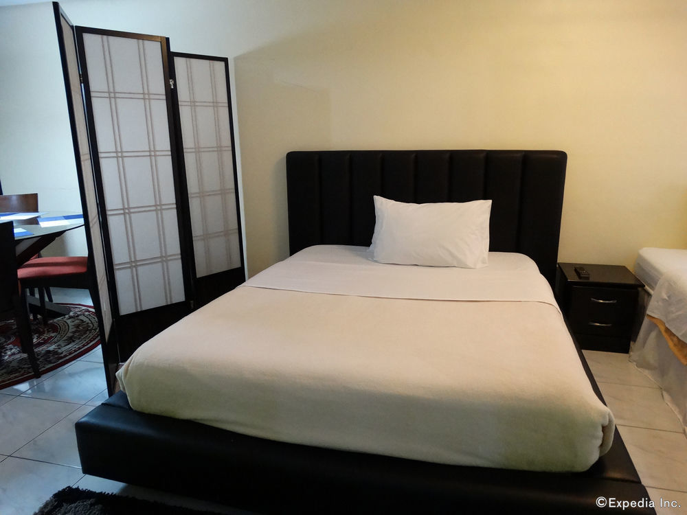 Manila Bay Serviced Apartments Buitenkant foto