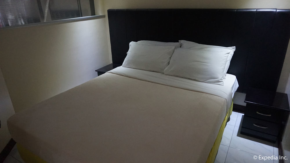 Manila Bay Serviced Apartments Buitenkant foto
