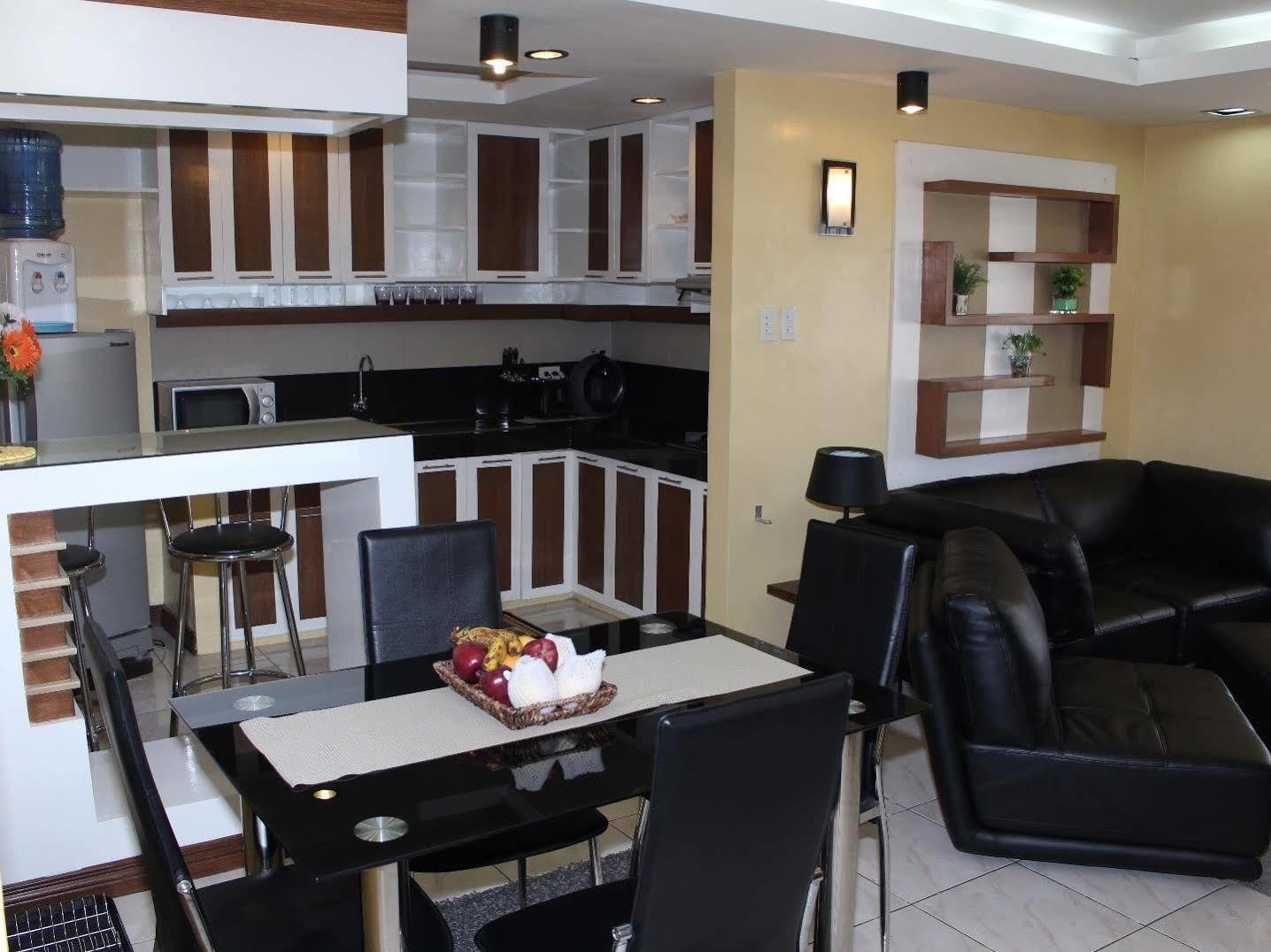 Manila Bay Serviced Apartments Buitenkant foto
